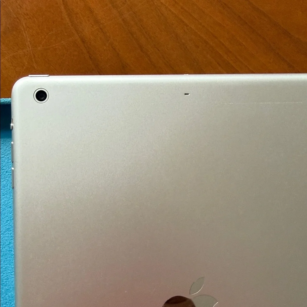 Apple iPad Air